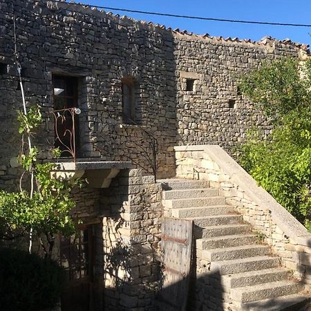 La Tour Des Baronnies A La Porte De L Eau Saint-Auban-sur-l'Ouveze Екстер'єр фото
